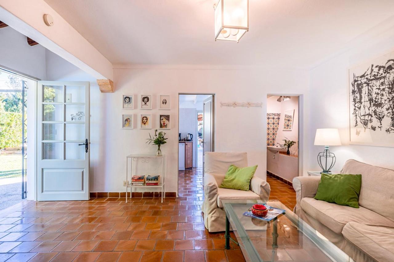 Villa Rafaleta By *